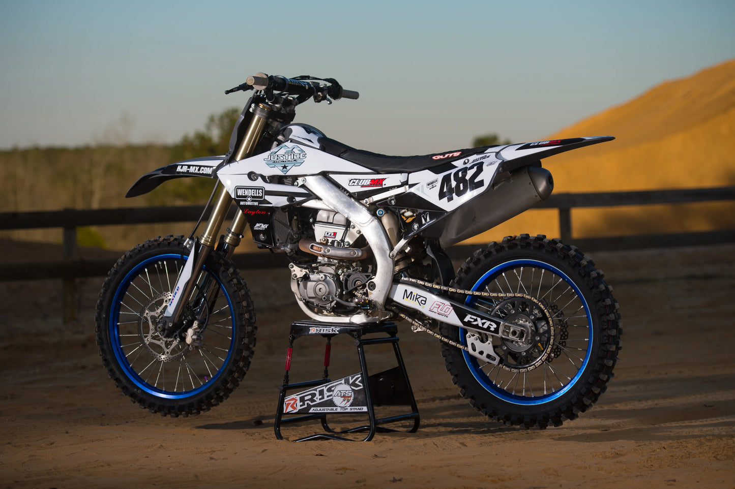 Dirtbike + ATV Detail (Exterior)
